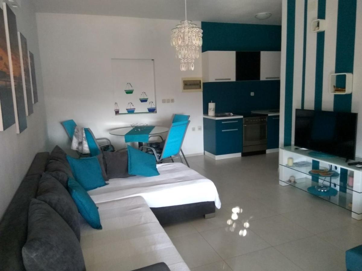 Apartment Tara Sumartin Zewnętrze zdjęcie